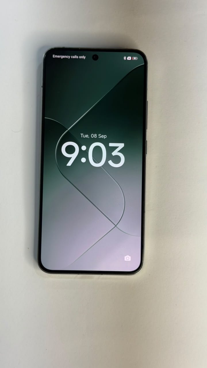 Xiaomi 14 Jade Green — refurbished, Grade 