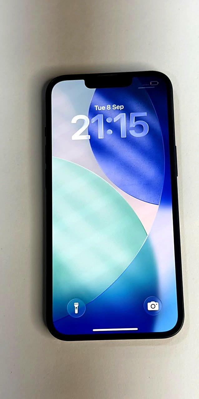 Apple iPhone 13 MIDNIGHT BLUE — refurbished, Grade 